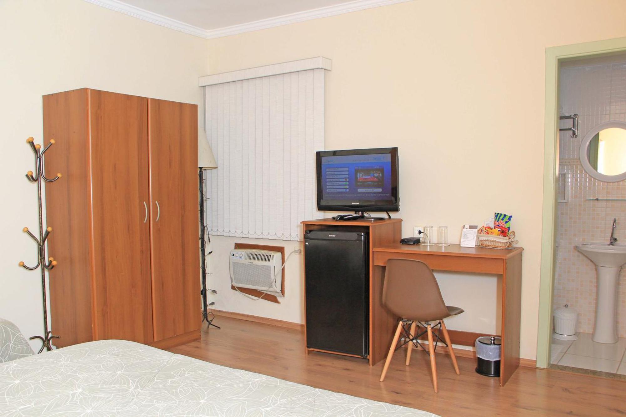 Hotel Valparaiso - Metro Paraiso E 800M Da Av Paulista Сан-Паулу Екстер'єр фото