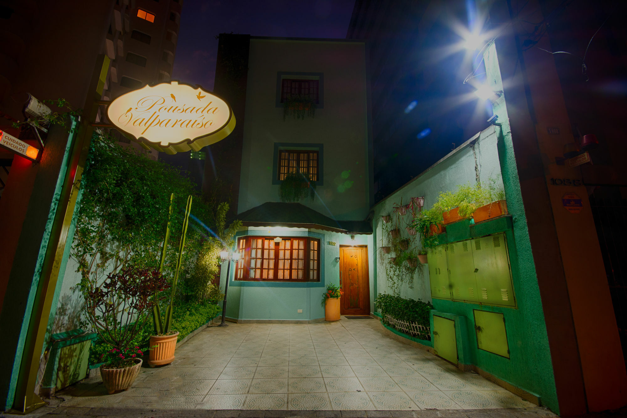 Hotel Valparaiso - Metro Paraiso E 800M Da Av Paulista Сан-Паулу Екстер'єр фото