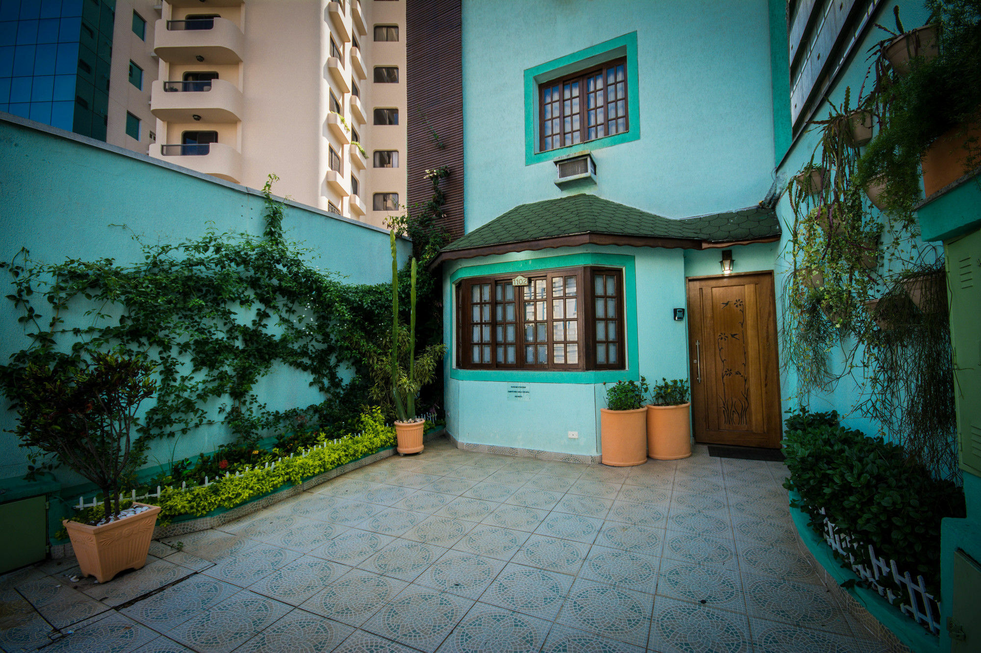 Hotel Valparaiso - Metro Paraiso E 800M Da Av Paulista Сан-Паулу Екстер'єр фото